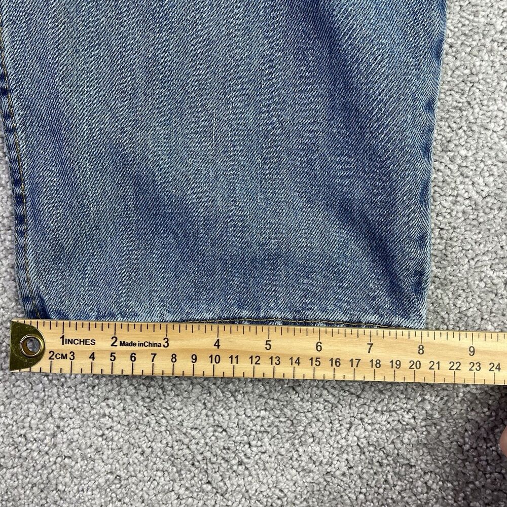 Levi’s 550 Jeans Men’s 36X32 Blue Straight Relaxed Mid-Rise Light Wash Denim - Picture 12 of 13